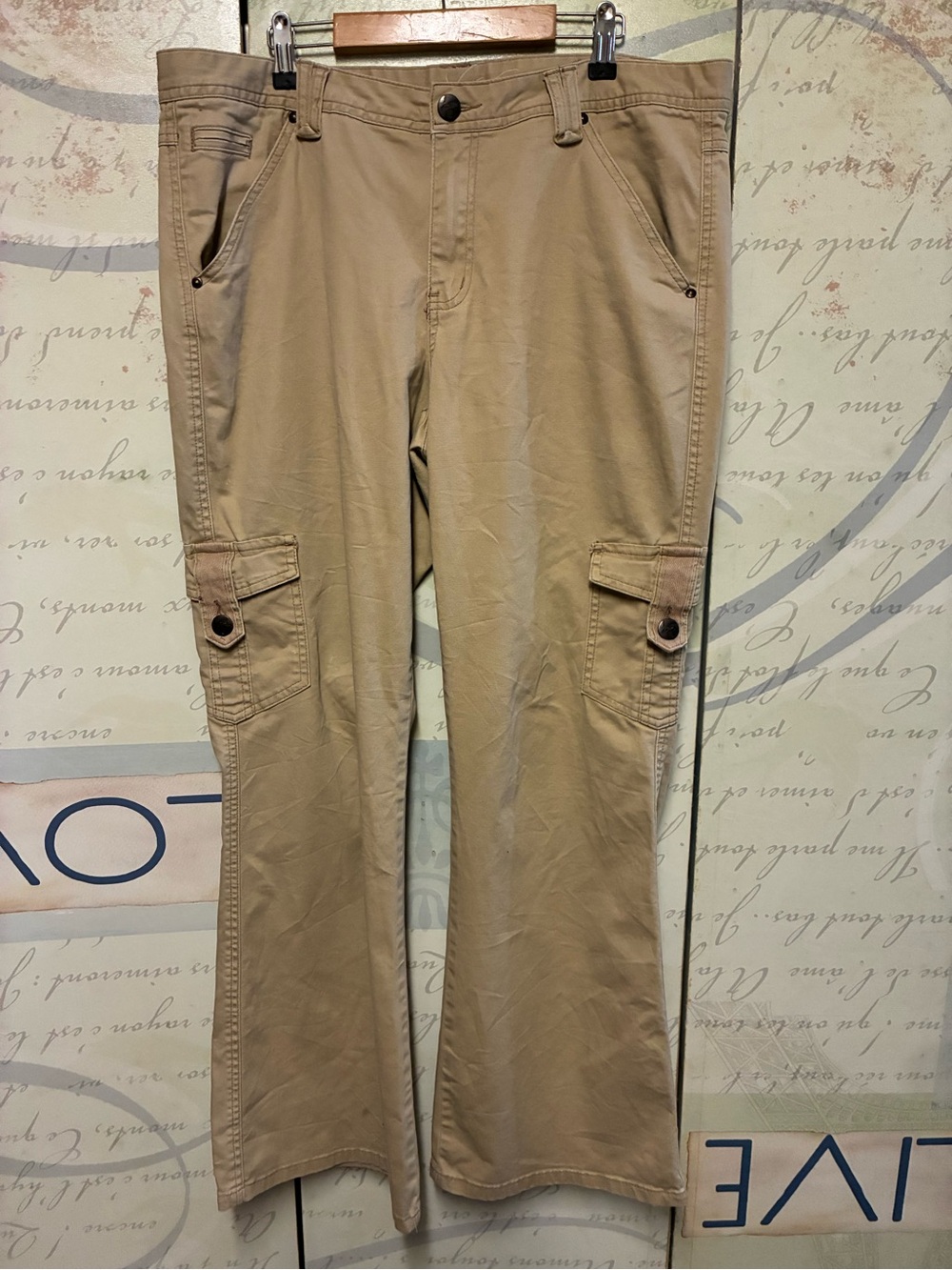 VENEZIA Women’s SZ 14 Average Khaki Cargo Pants - Comfortable Everyday Wear
